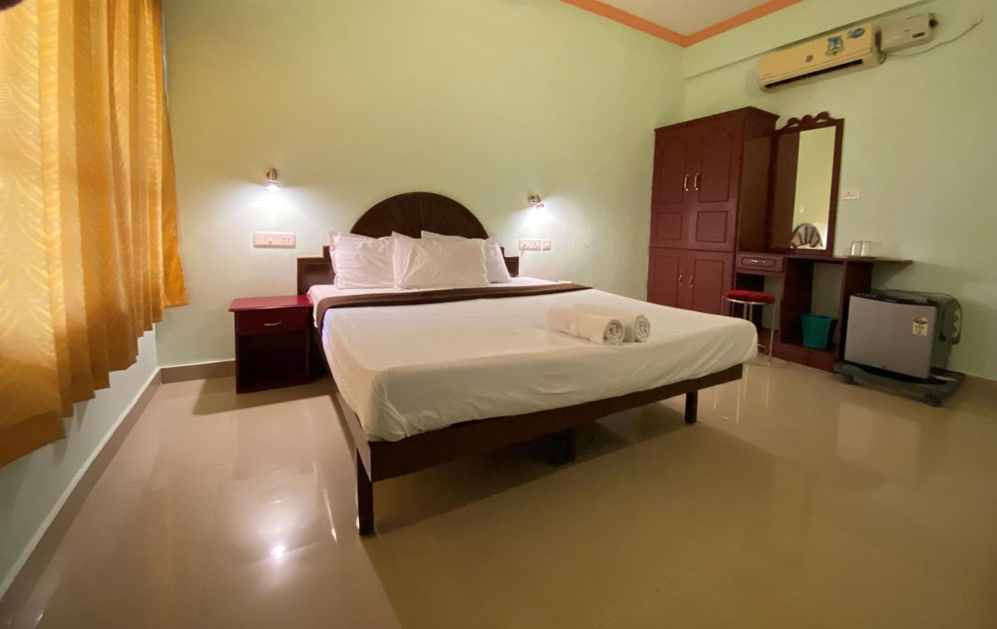 Packbag Comfort Bed & Breakfast Kovalam Exterior photo