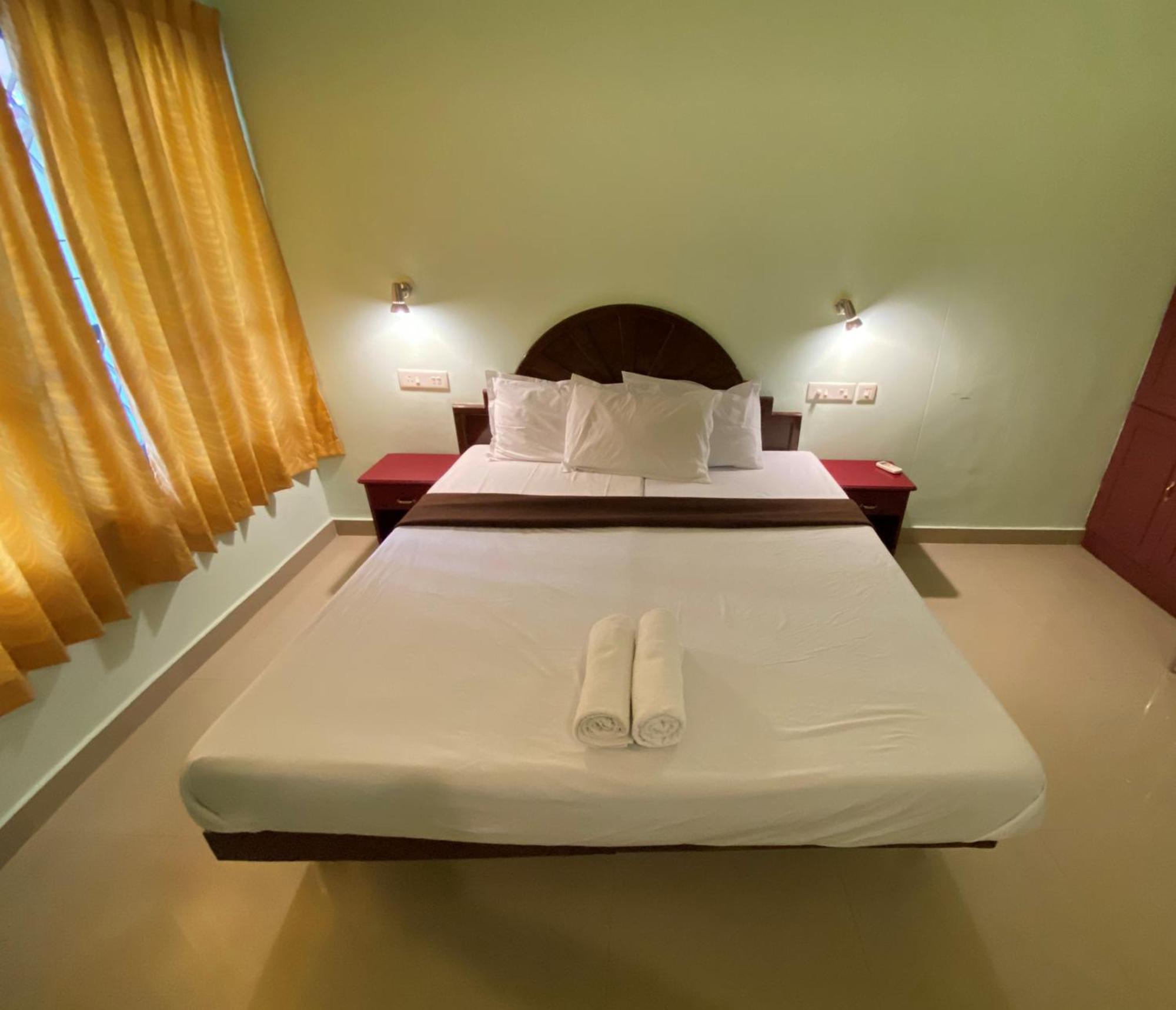 Packbag Comfort Bed & Breakfast Kovalam Exterior photo