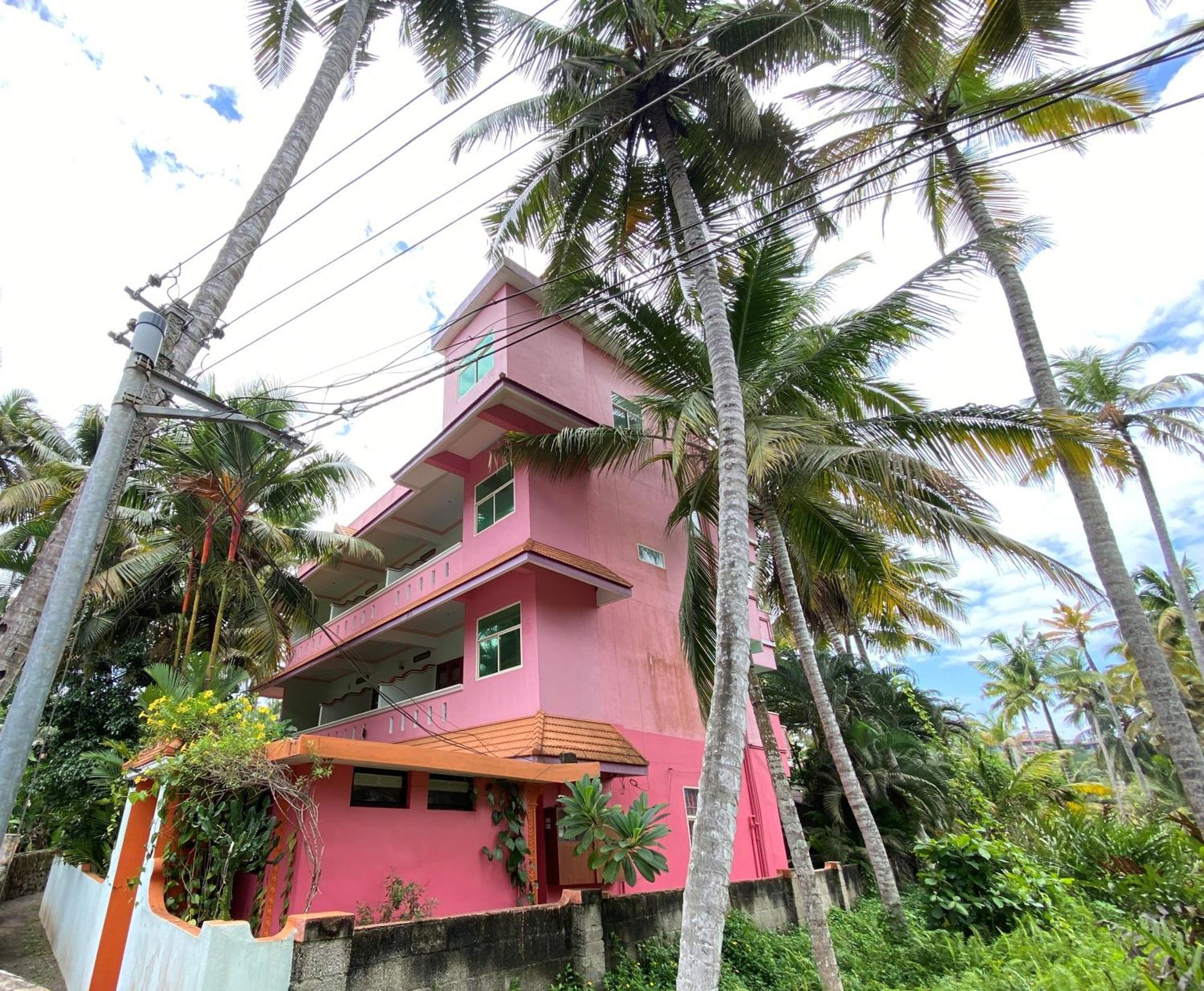 Packbag Comfort Bed & Breakfast Kovalam Exterior photo
